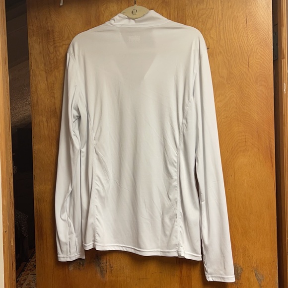 Amazon Exercise Top - Picture 2 of 3